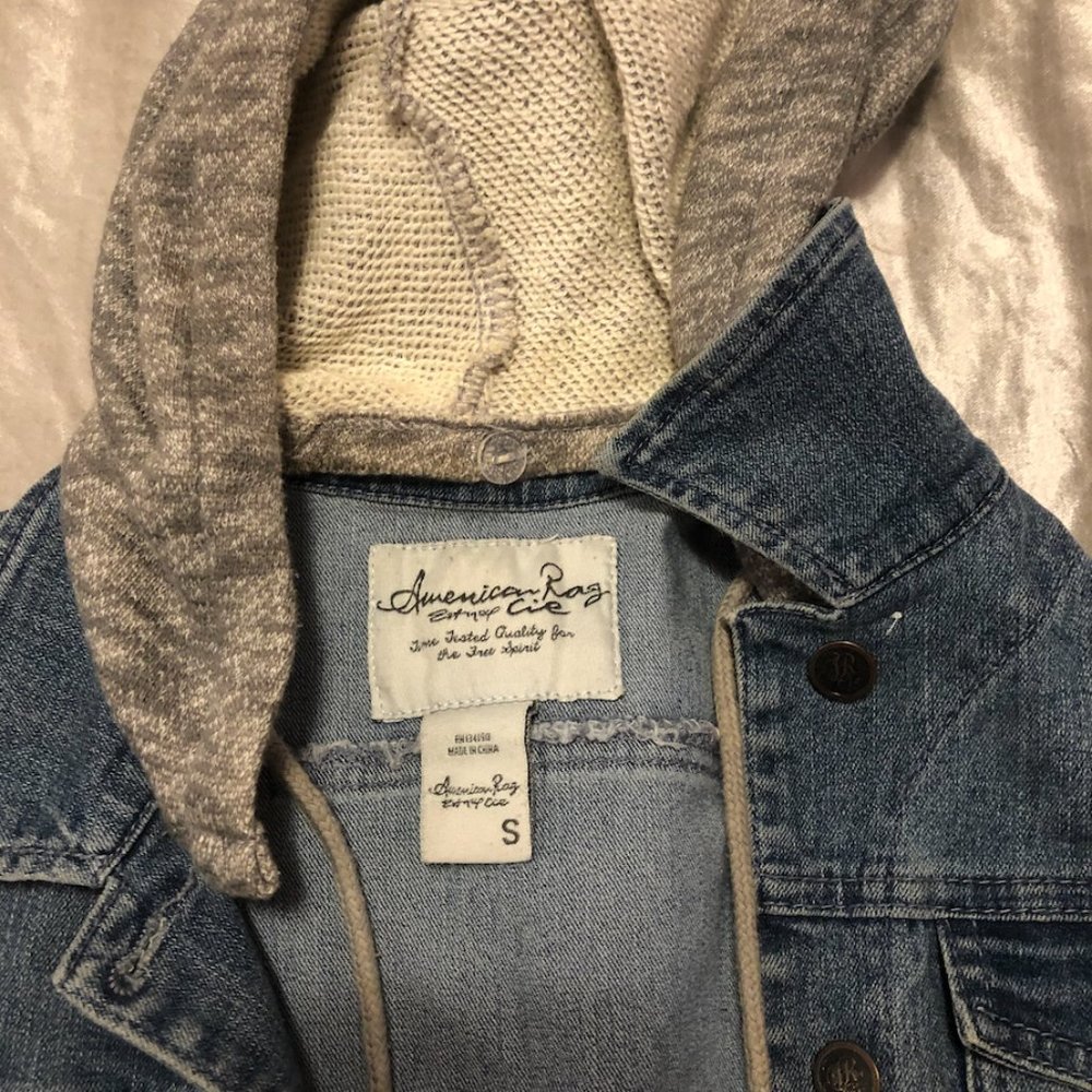American Rag Jean Jacket - Picture 3 of 4